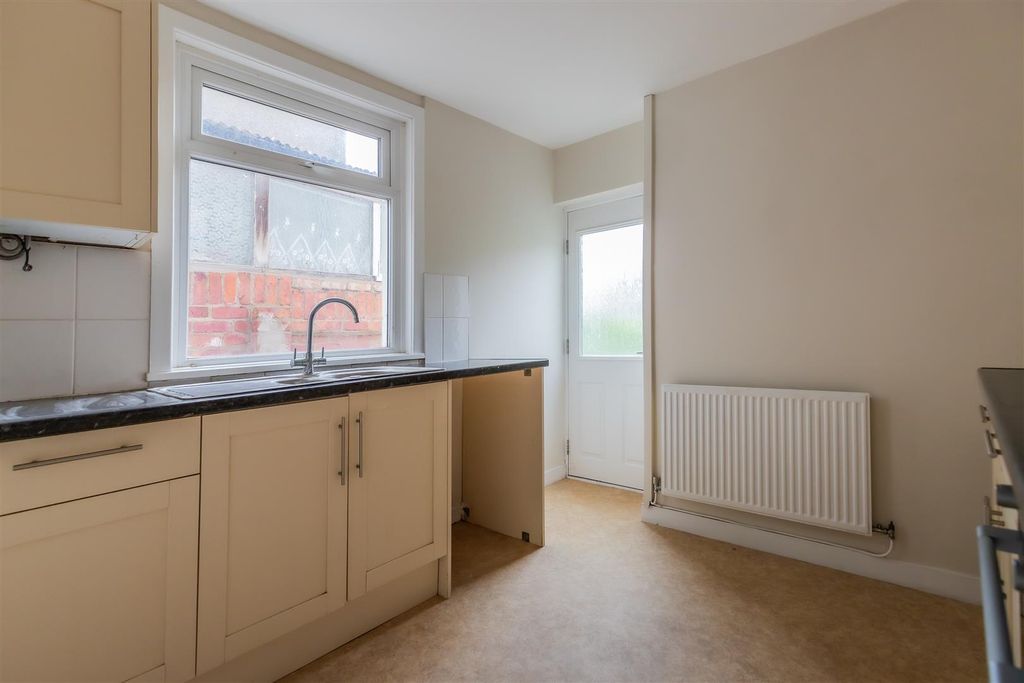 Additional image 5 of 2 bed property for saleImperial Buildings Row, Llandaff, Cardiff CF5