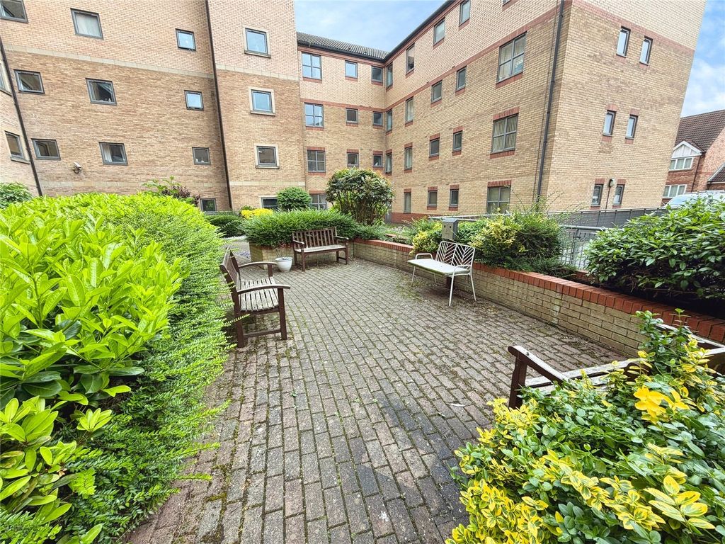 Additional image 5 of 3 bed flat for saleKentmere Drive, Lakeside, Doncaster, South Yorkshire DN4