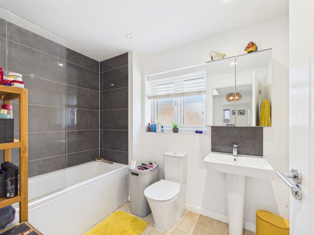 Additional image 16 of 4 bed detached house for saleDogrose Avenue, Beverley HU17
