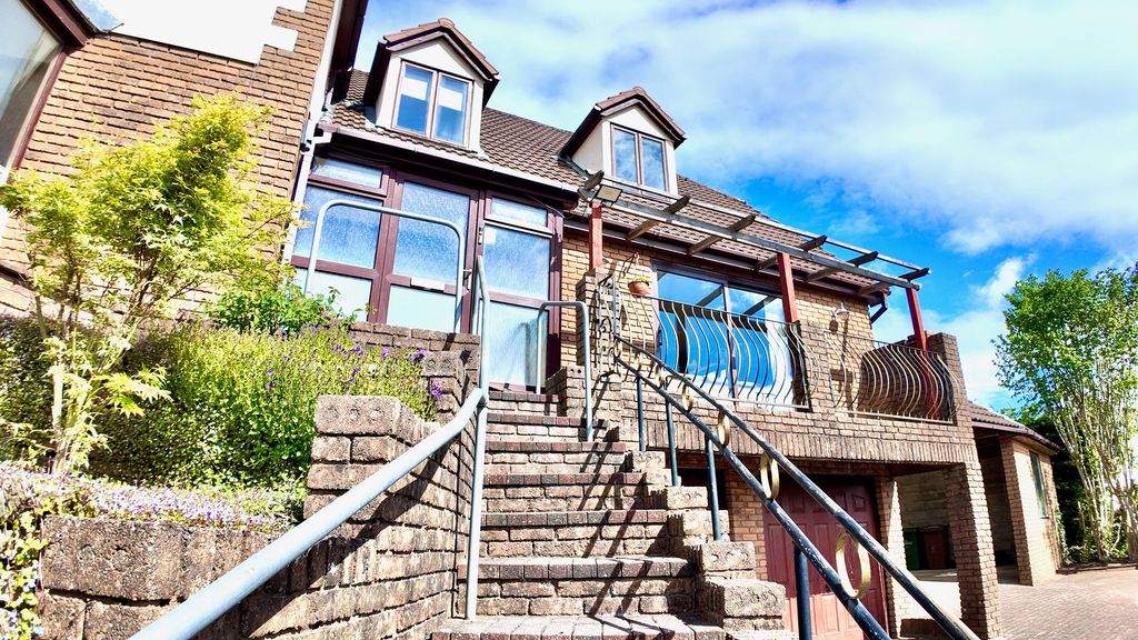 Additional image 15 of 4 bed detached house for saleAspen Avenue, Blackwood NP12