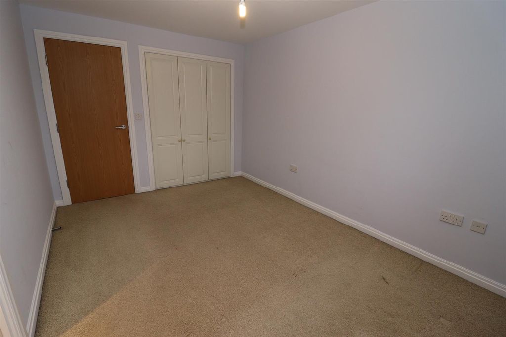 Additional image 9 of 3 bed property for saleTurner Close, Brough HU15