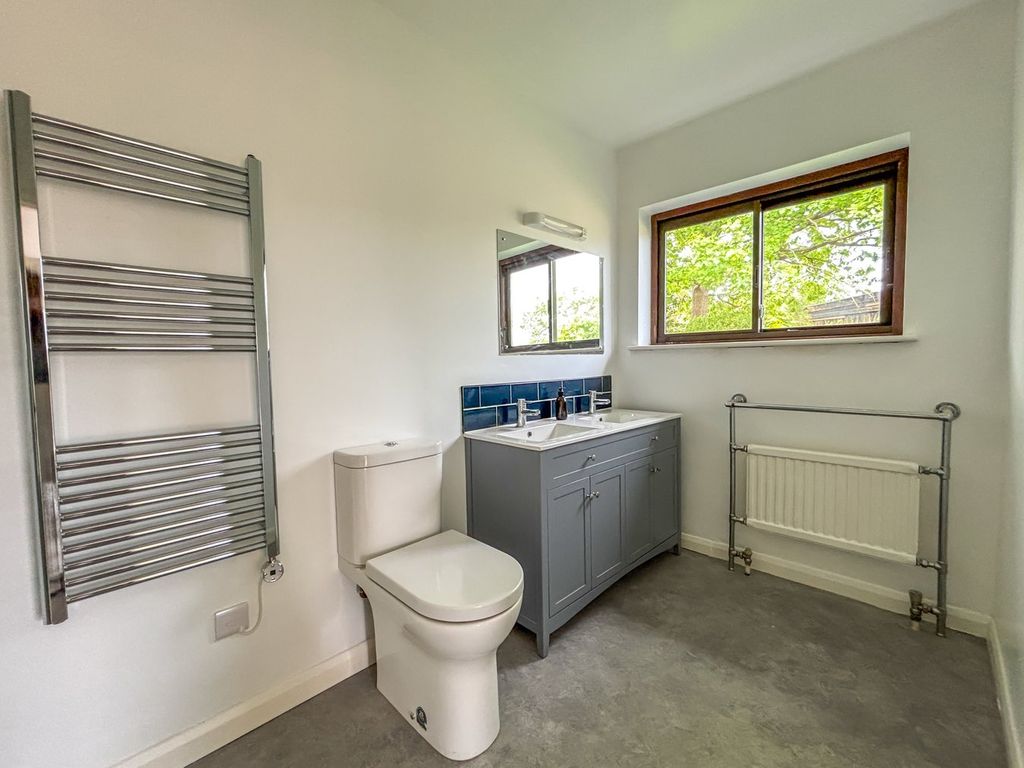 Additional image 17 of 4 bed detached bungalow for saleCaldbec Hill, Battle TN33