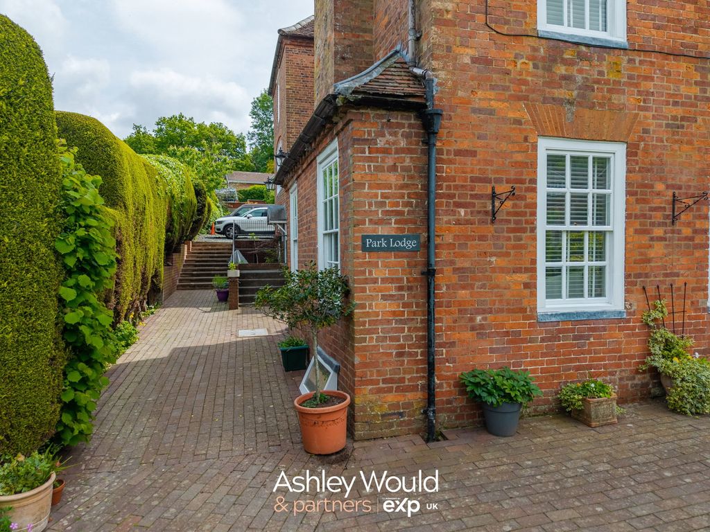 Additional image 20 of 2 bed flat for salePark Lane, Bewdley DY12