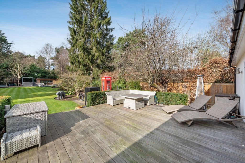 Additional image 17 of 6 bed detached house for saleLlanvair Drive, Ascot SL5