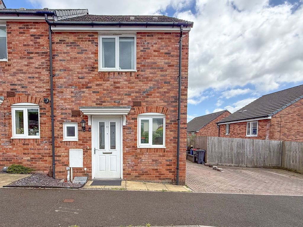 2 bed semi-detached house for saleTabernacle Drive, Rhiwderin NP10