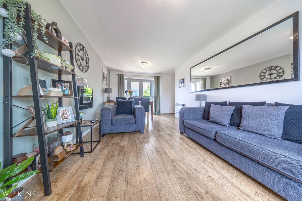 Additional image 3 of 2 bed flat for saleMeander Close, Wilnecote, Tamworth, Staffordshire B77