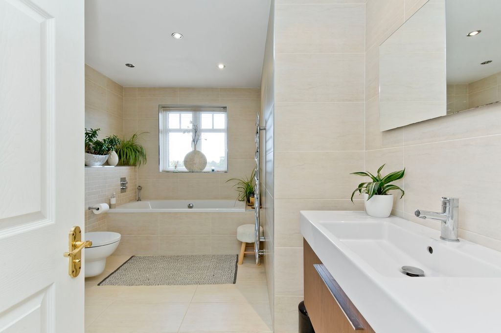 Additional image 24 of 5 bed detached house for sale24 Ravelrig Gait, Balerno, Edinburgh EH14