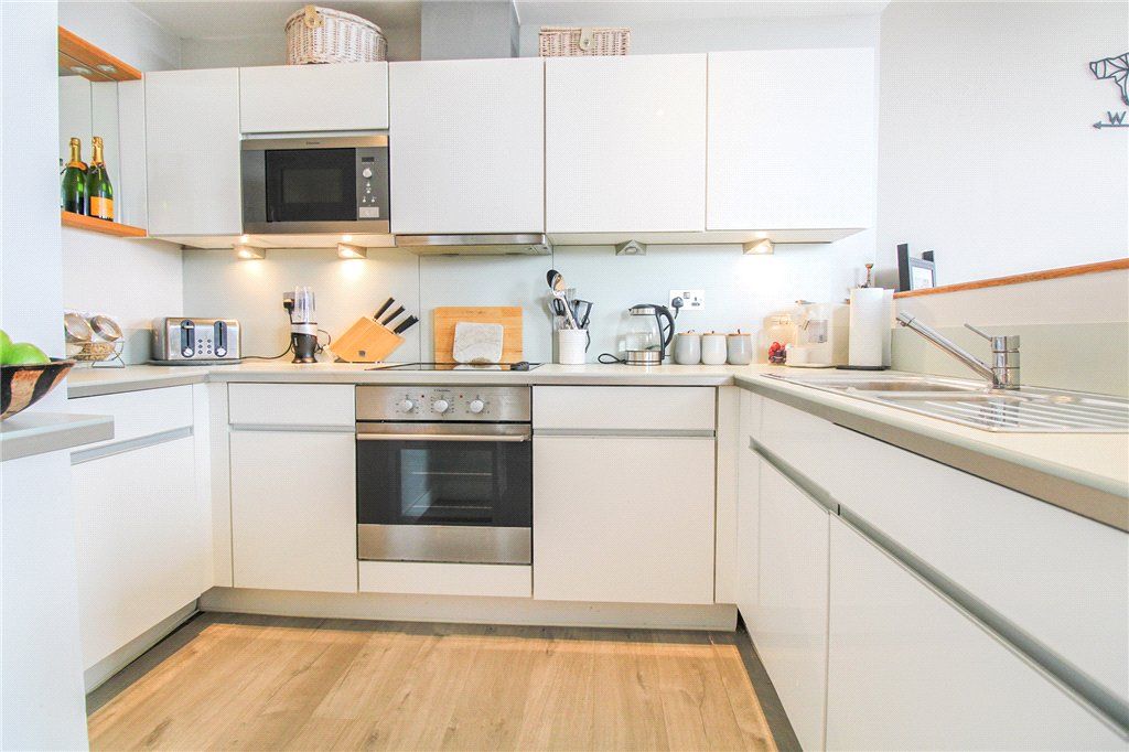 2 bed flat for saleBroughton Road, Skipton, North Yorkshire BD23 photo 5