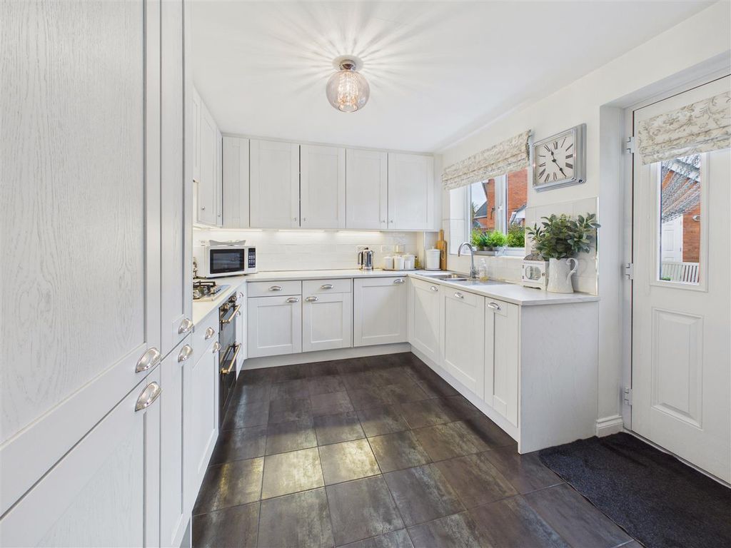 Additional image 2 of 3 bed detached house for saleMyrtle Way, Brough HU15