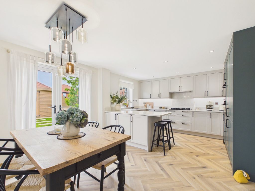 Additional image 2 of 5 bed detached house for saleVoase Way, Beverley HU17