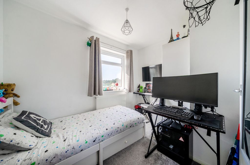 Additional image 10 of 3 bed maisonette for saleMagpie Hall Lane, Bromley BR2