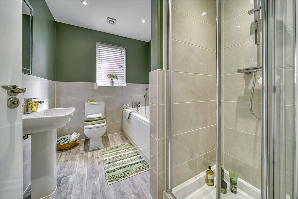 Additional image 12 of 4 bed detached house for saleSelborne Park, 35 Thistledown Road, Alton GU34