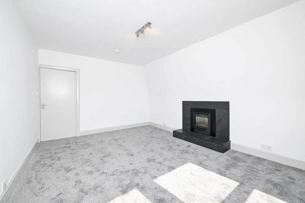 Additional image 9 of 2 bed flat for saleDreghorn Loan, Edinburgh EH13