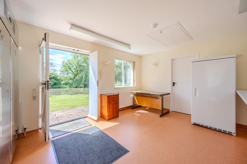 Additional image 41 of 4 bed detached house for saleGreat Burches Road, Benfleet SS7
