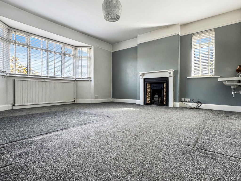 Additional image 10 of 3 bed detached house for saleHighfield Avenue, Aldershot GU11