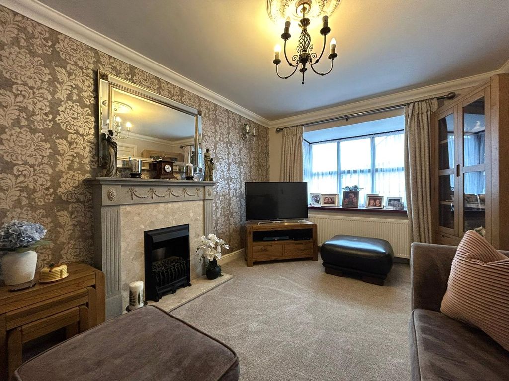 Additional image 3 of 3 bed semi-detached house for saleSmith Road, Lordswood, Kent ME5