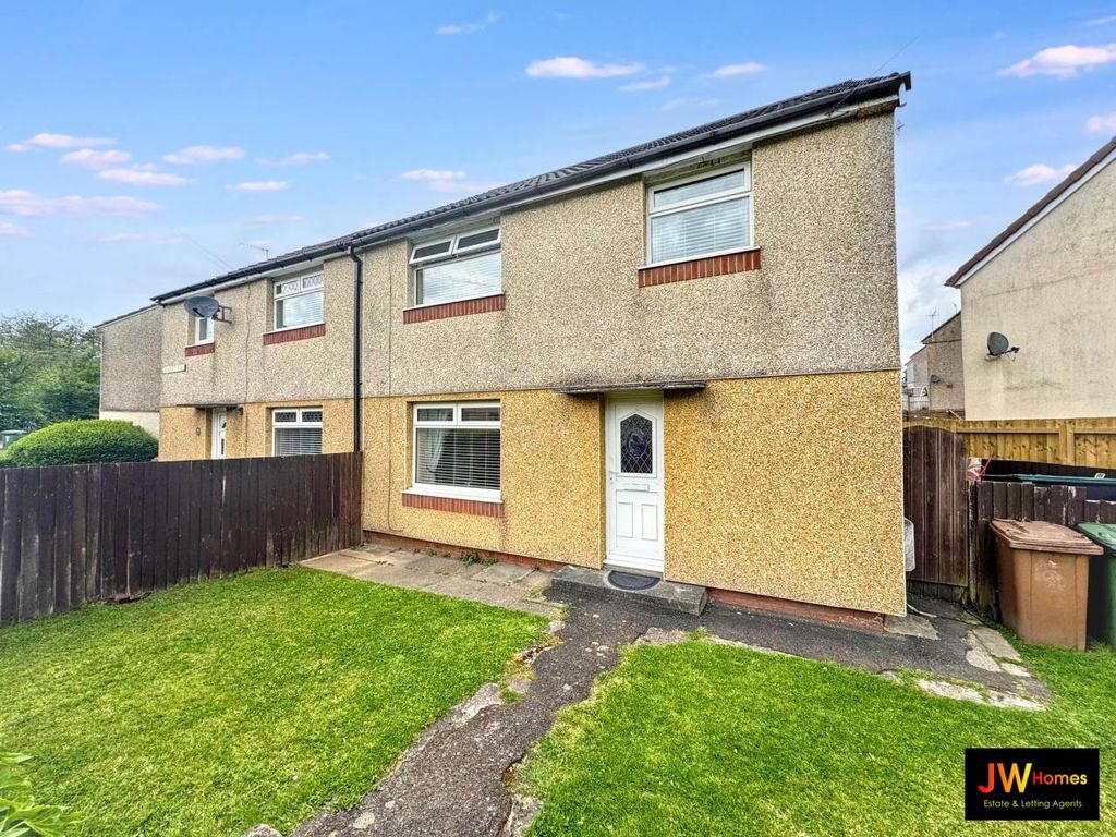 3 bed property for saleNewport Road, Pontllanfraith NP12