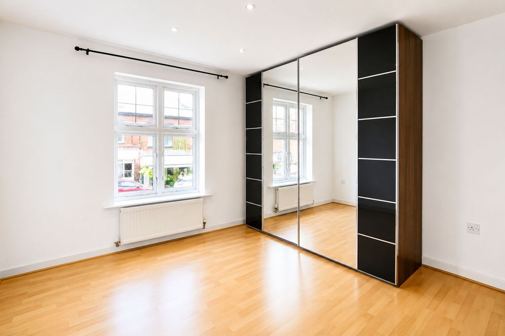Additional image 4 of 2 bed flat for saleChapel Road, Alderley Edge SK9