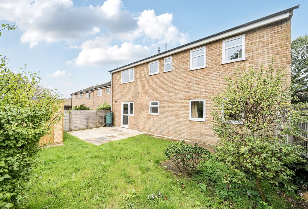 Additional image 11 of 2 bed maisonette for saleSycamore Drive, Carterton, Oxfordshire OX18