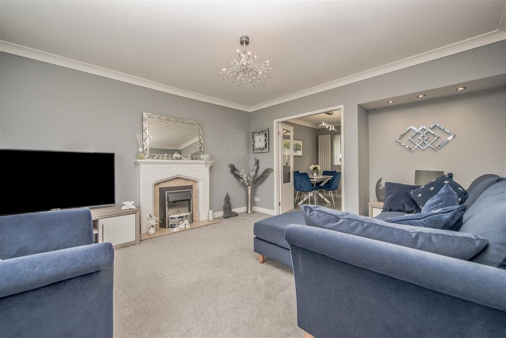 Additional image 5 of 3 bed semi-detached house for saleWheelwright Close, Leeds LS12