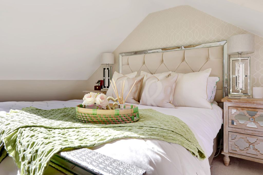 Additional image 9 of 3 bed end terrace house for saleArmath Place, Langdon Hills, Essex SS16