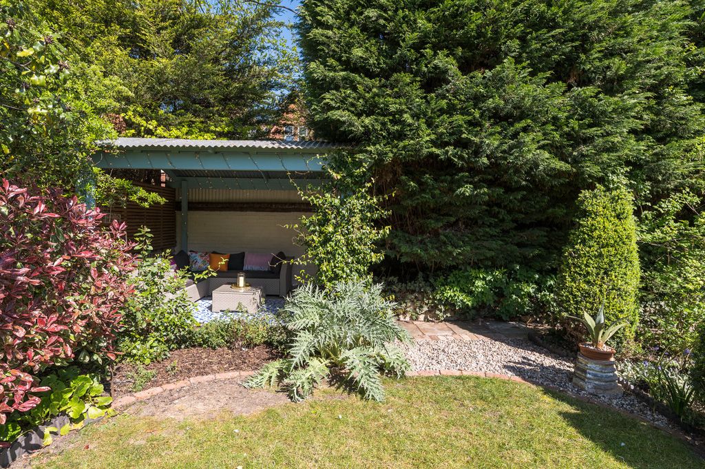 Additional image 16 of 5 bed detached house for saleChaucer Road, Bedford MK40