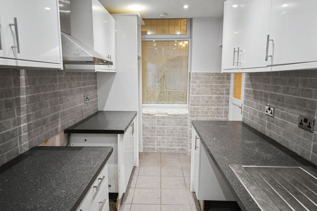 Additional image 7 of 3 bed terraced house for saleNantgarw Road, Caerphilly CF83
