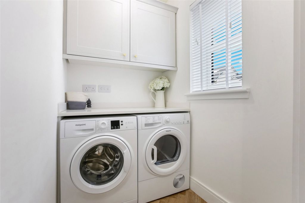 Additional image 12 of 4 bed detached house for saleStewart Gardens, Airdrie, North Lanarkshire ML6