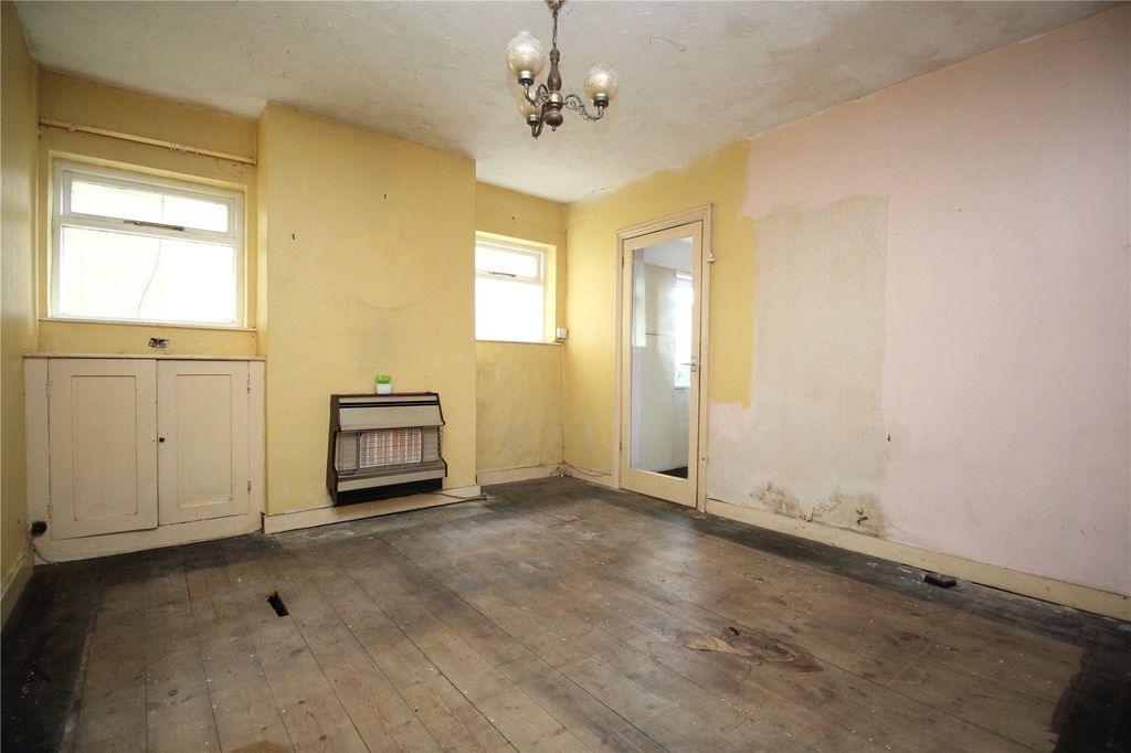 Additional image 3 of 3 bed terraced house for saleAckender Road, Alton, Hampshire GU34