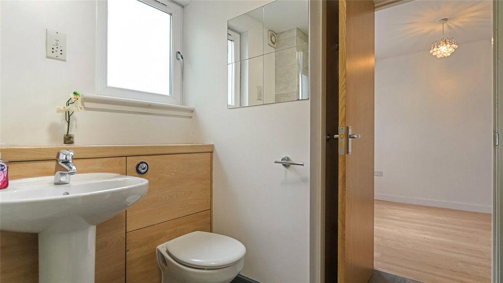 Additional image 18 of 1 bed flat for saleOld Harbour Square, Stirling, Stirlingshire FK8