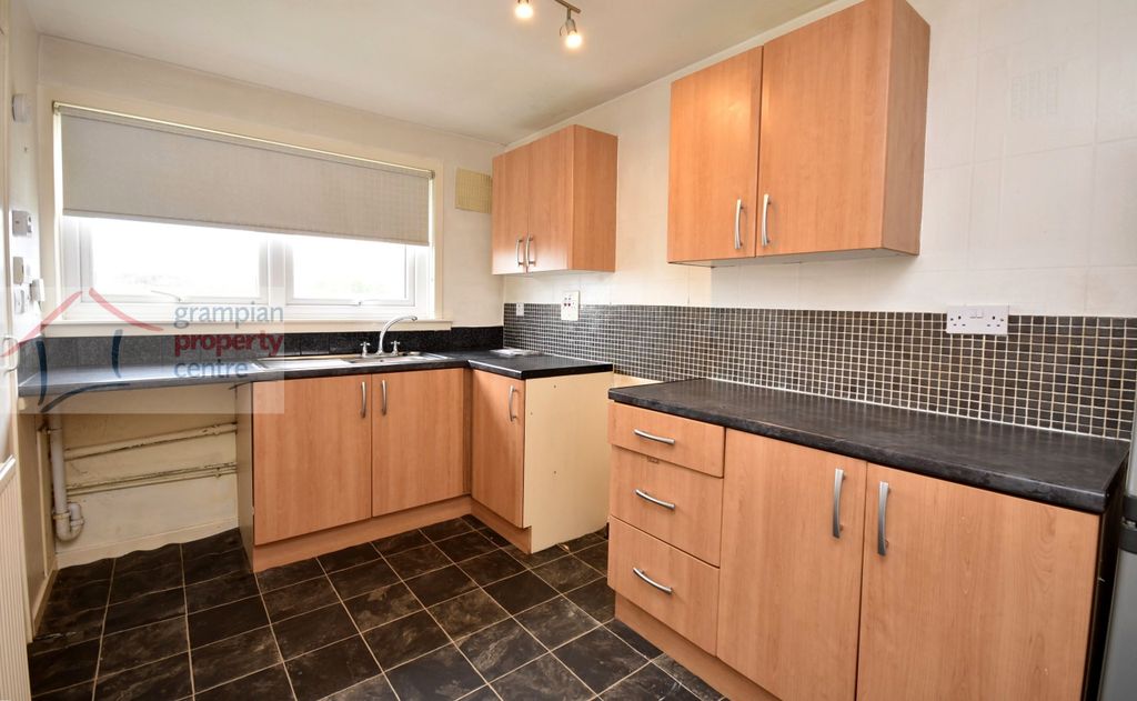 Additional image 4 of 1 bed flat for saleGlenlossie Drive, Elgin IV30