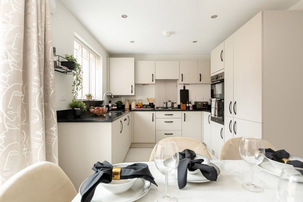 Additional image 4 of 4 bed semi-detached house for sale"The Elliston - Plot 22" at Capstone Oaks, North Dane Way, Lordswood, Chatham ME5