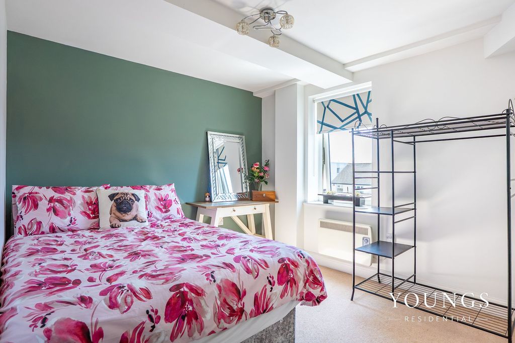 Additional image 17 of 2 bed flat for saleLambeth Road, Lambeth Court Lambeth Road SS7