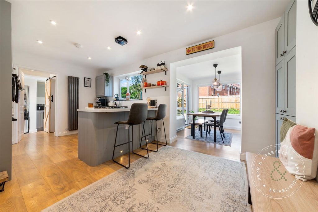 Additional image 2 of 3 bed semi-detached house for saleMorris Avenue, Llanishen, Cardiff CF14