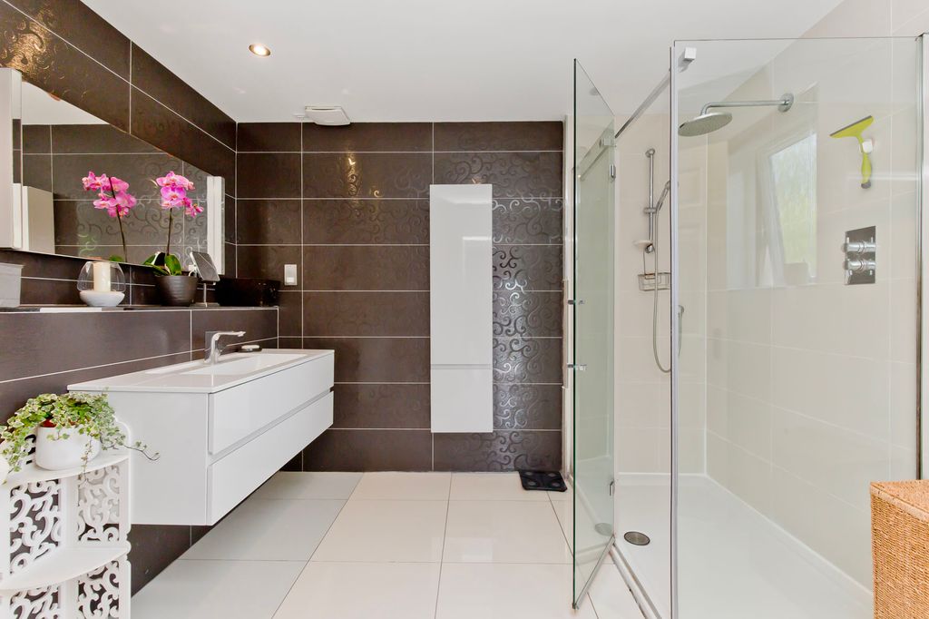 Additional image 16 of 5 bed detached house for sale24 Ravelrig Gait, Balerno, Edinburgh EH14