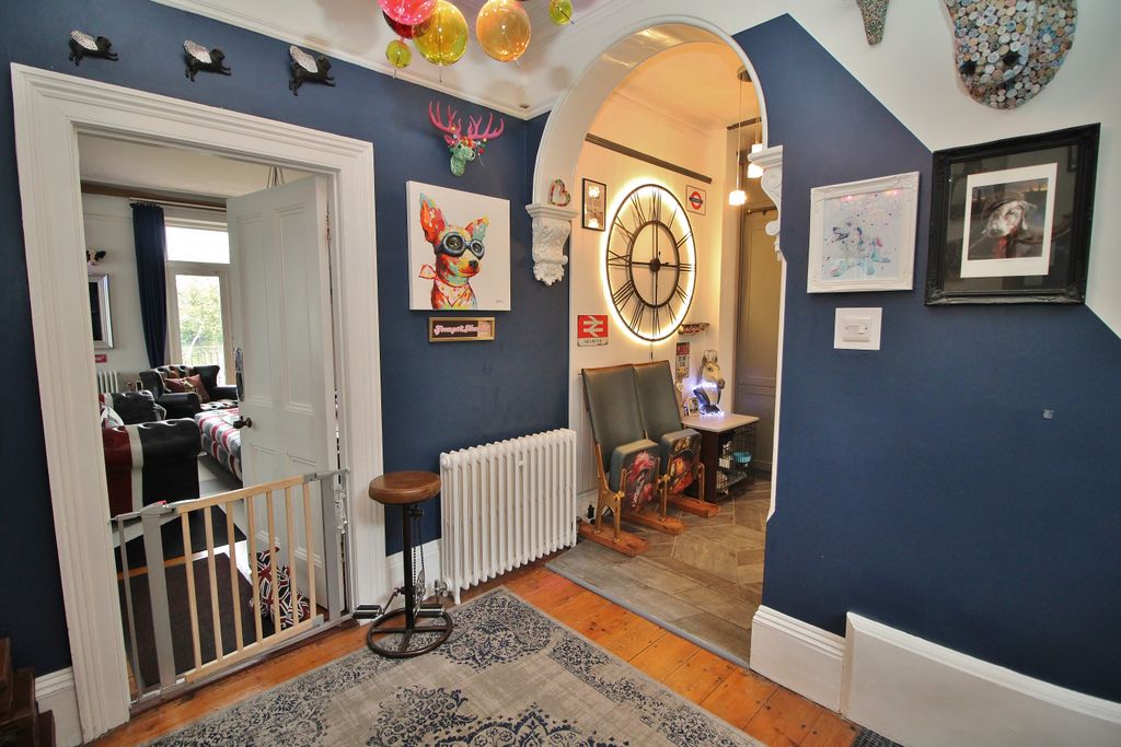Additional image 11 of 4 bed semi-detached house for saleWraysbury House, Long Copse Lane, Emsworth PO10