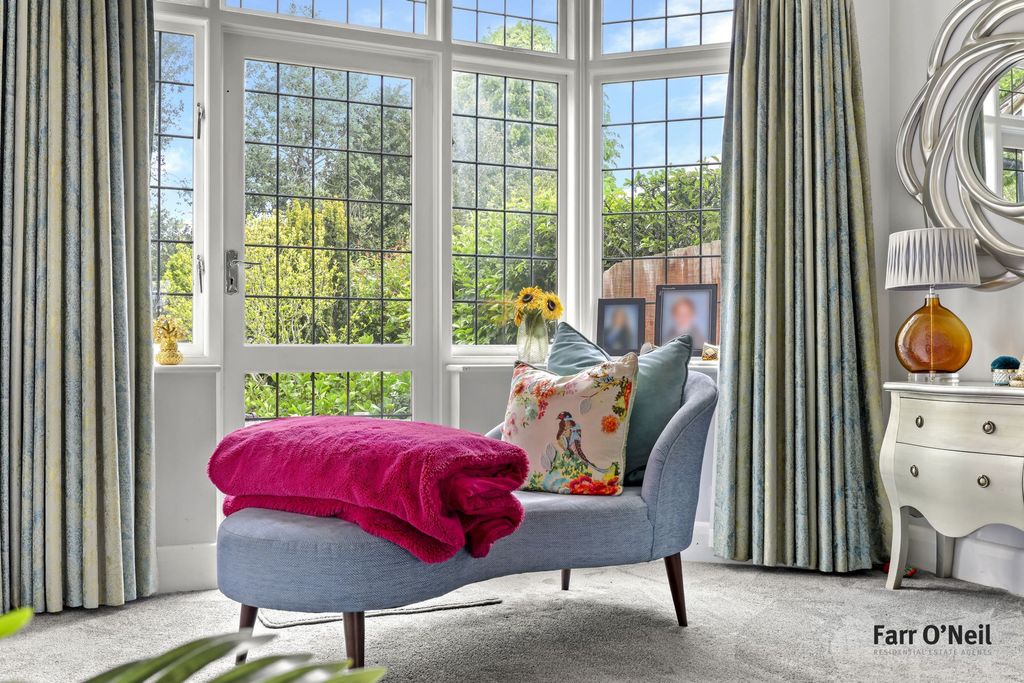 Additional image 14 of 4 bed semi-detached house for saleForest Side, Buckhurst Hill IG9