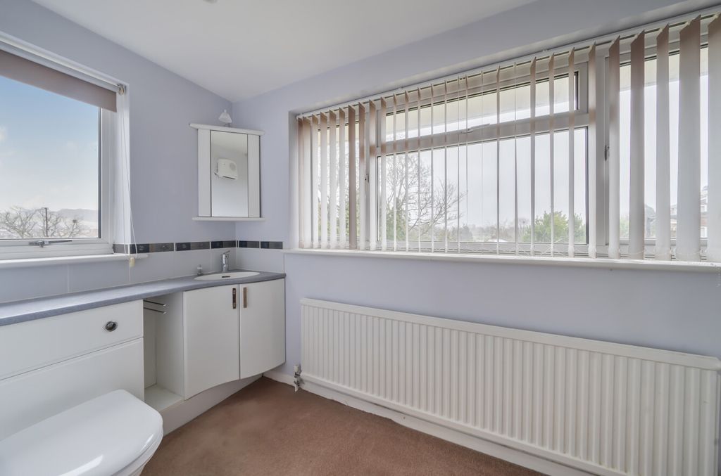 Additional image 13 of 4 bed detached house for saleBalmoral Close, Alton, Hampshire GU34
