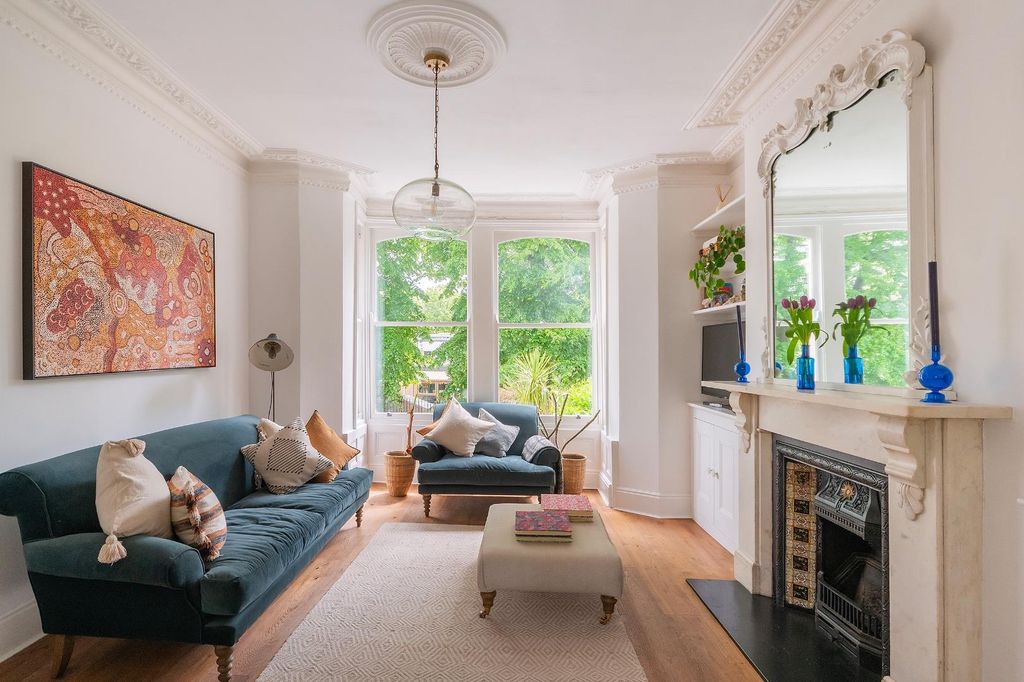 3 bed flat for saleRoyal Park, Clifton BS8 photo 3