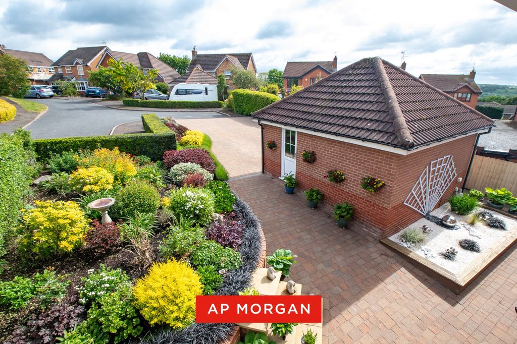 Additional image 17 of 4 bed detached house for saleHarbours Close, The Forelands, Bromsgrove, Worcestershire B61