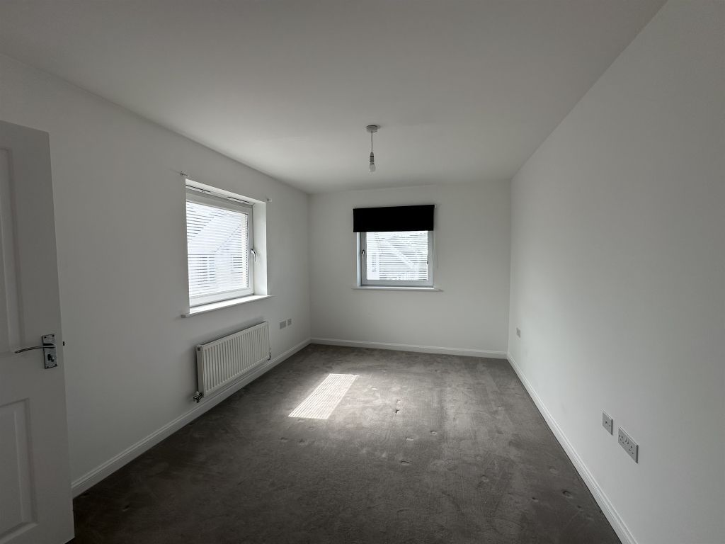 2 bed flat for saleMinotaur Way, Pentrechwyth, Swansea SA1 photo 4