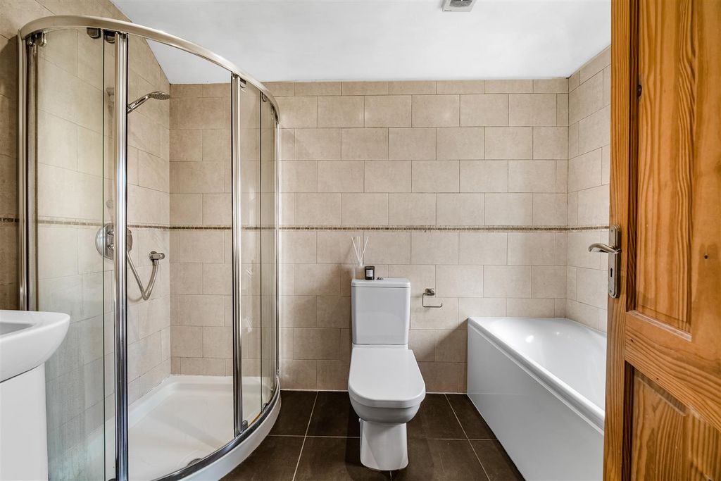 Additional image 14 of 3 bed semi-detached house for saleGarden Close, Addlestone KT15