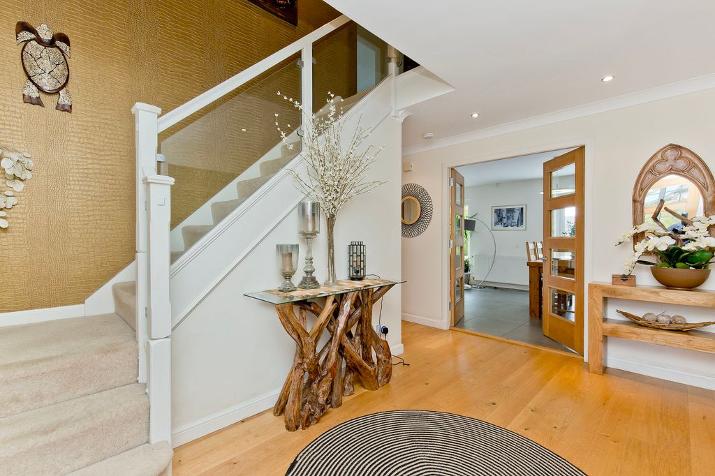 Additional image 13 of 5 bed detached house for sale24 Ravelrig Gait, Balerno, Edinburgh EH14