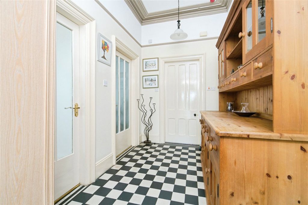 Additional image 5 of 2 bed flat for saleQueens Road, Old Colwyn, Colwyn Bay, Conwy LL29