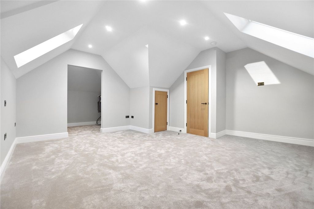 Additional image 19 of 5 bed bungalow for saleWoodlands Park, Bexley, Kent DA5