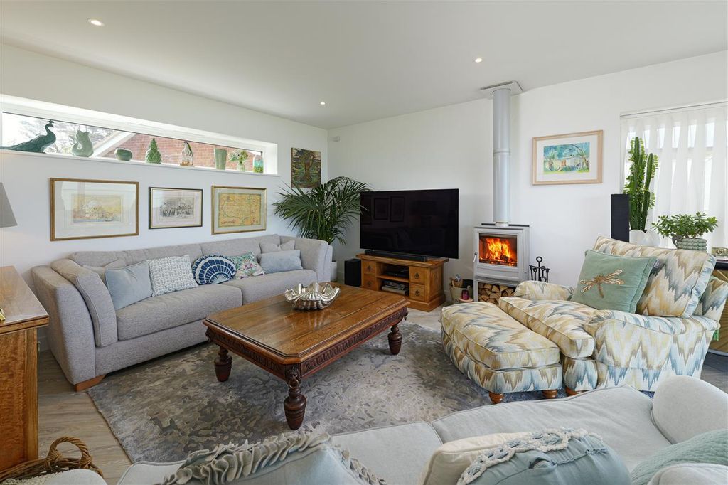 Additional image 14 of 3 bed detached house for saleBarracuda, Marine Drive, Broadstairs CT10