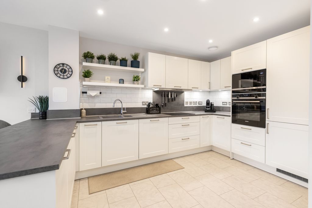 Additional image 3 of 3 bed town house for sale16 Kettleslaw Cruik, South Queensferry EH30