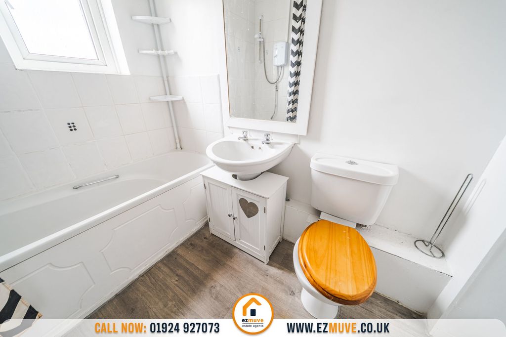 Additional image 5 of 2 bed flat for saleDale Close, Batley WF17