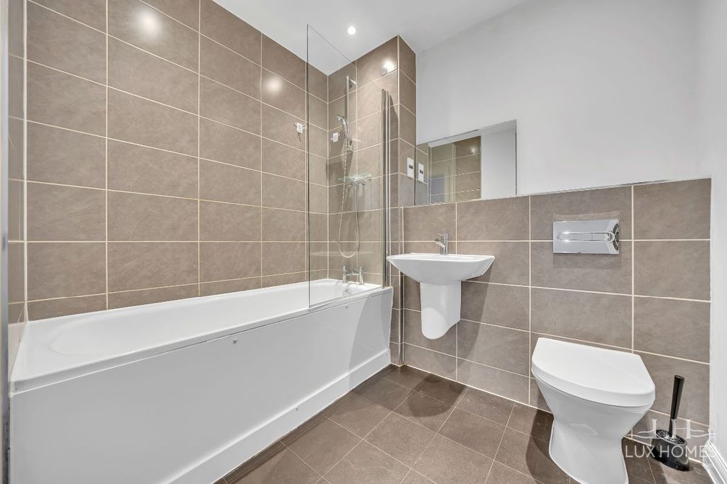 Additional image 22 of 5 bed detached house for salePinnacle Hill, Bexleyheath DA7
