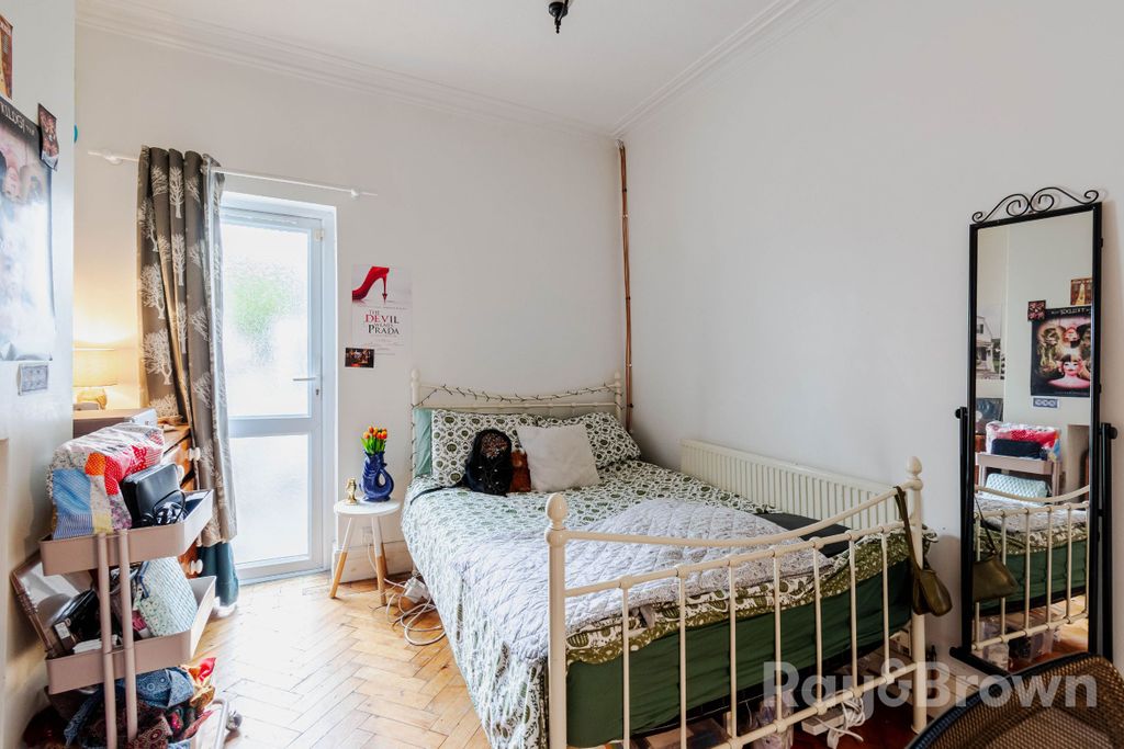 Additional image 25 of 4 bed terraced house for saleLlanishen Street, Heath, Cardiff CF14